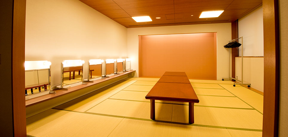 Dressing room 5 (Japanese-style room)